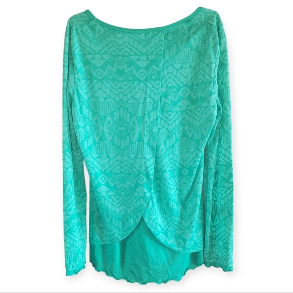 Marika Tops Nwt Marika The Balance Collection Long Sleeve Layered